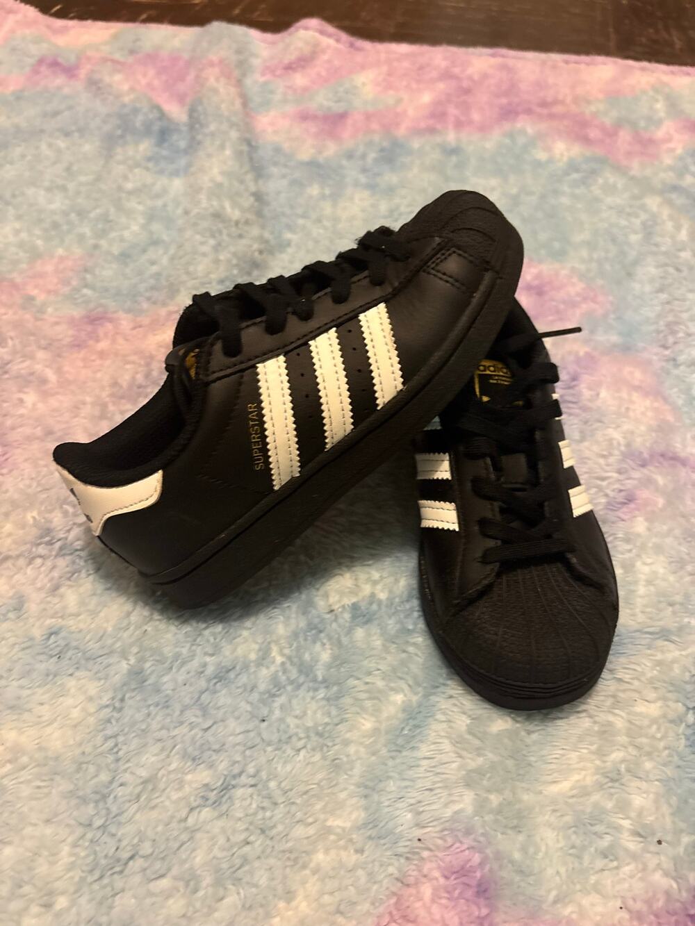 Shell toe Adidas
